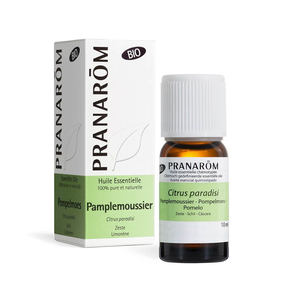 Bruine glazen fles met witte dop en doos. Productnaam en informatie op doos en fles. 10 ml.