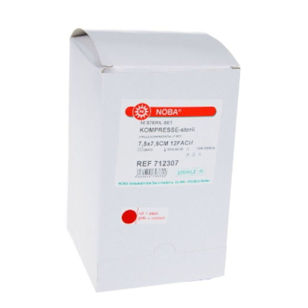 Emballage blanc avec logo rouge NOBA. Inscription: KOMPRESSE-steril. Dimensions: 7,5x7,5cm. Stérile.