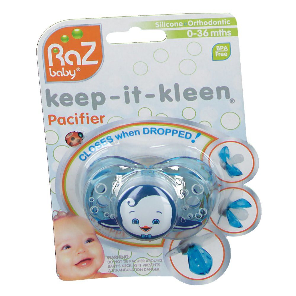 Blauwe fopspeen met pinguïn in blisterverpakking. Orthodontisch, BPA-vrij, voor 0-36 maanden. Merk Raz Baby.