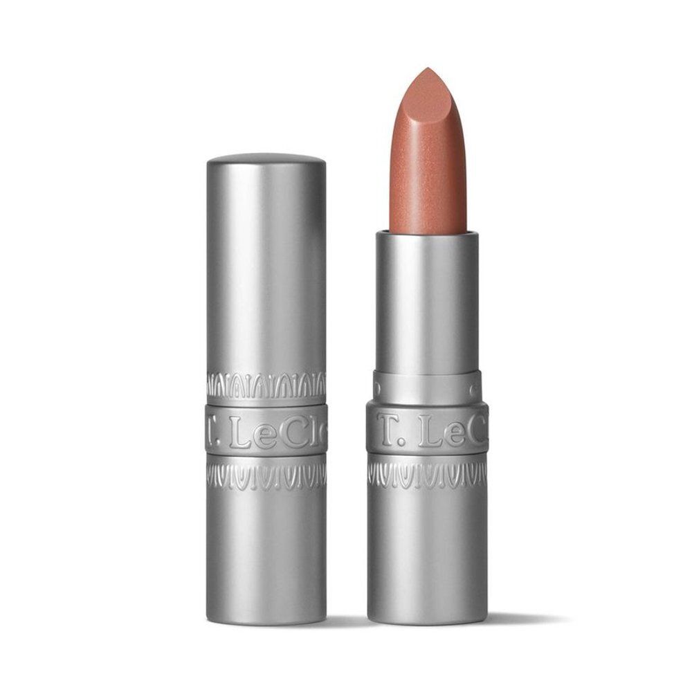 Rouge à lèvres T.LeClerc. Bâton argenté avec rouge à lèvres nude. Ouvert.