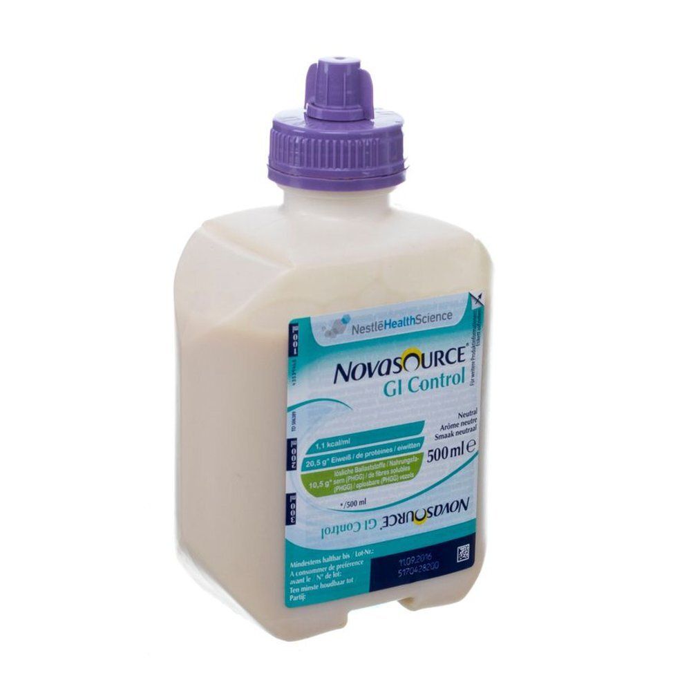 Fles met paarse dop. Opschrift: Novasource GI Control. 500 ml. Zijaanzicht.