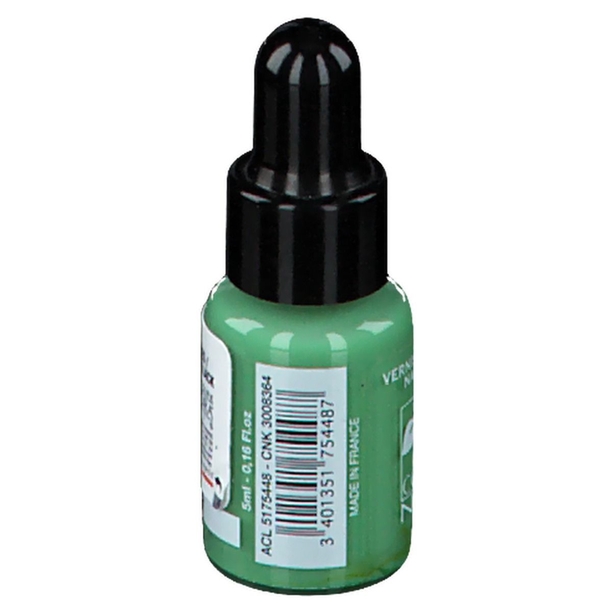Groene nagellakfles met zwarte dop. Opschrift: 5ml. Gemaakt in Frankrijk. Streepjescode.
