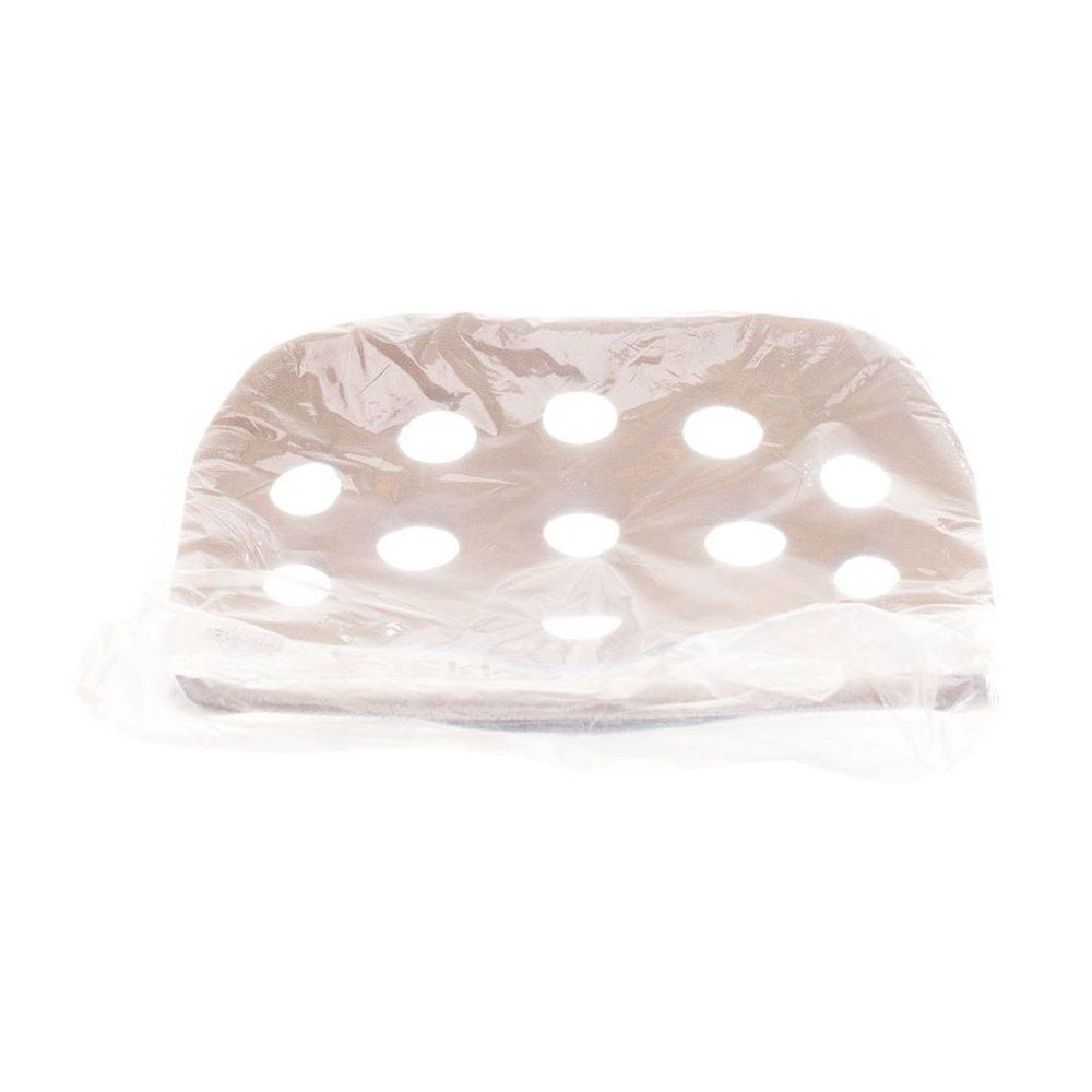 Coque de siège kaki avec trous, emballée dans du plastique.