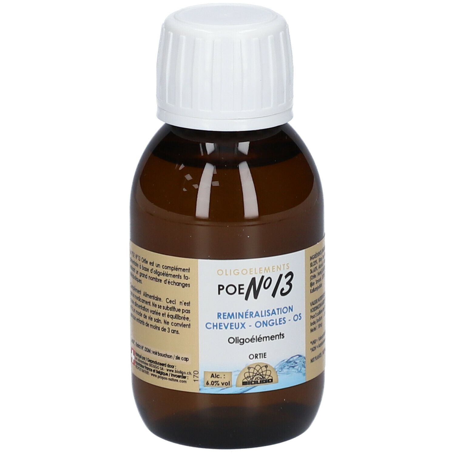 Bruine glazen fles met witte dop. Etiket met productinformatie. Tekst: POE N°13, Oligoéléments, Ortie.
