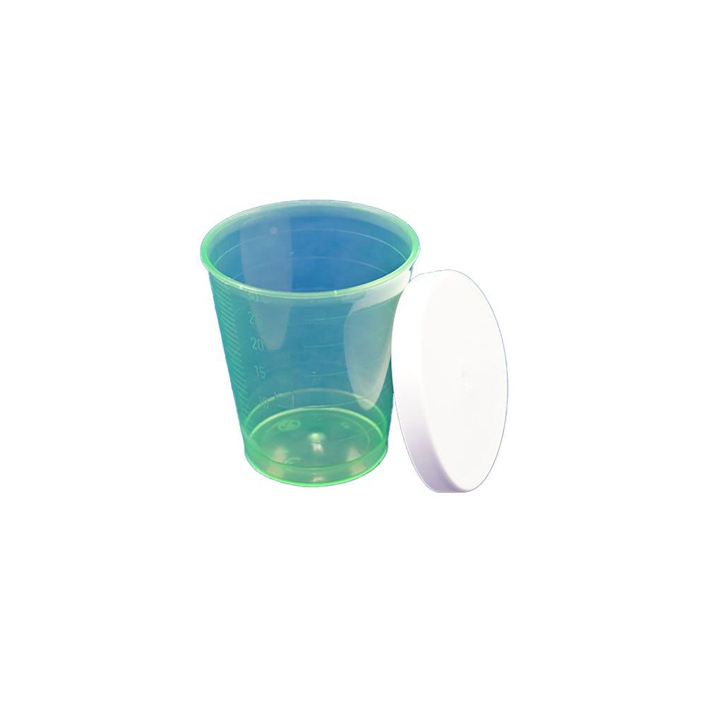 Groene, transparante plastic beker met schaalverdeling en wit deksel. De beker is cilindrisch en heeft een schaalverdeling.