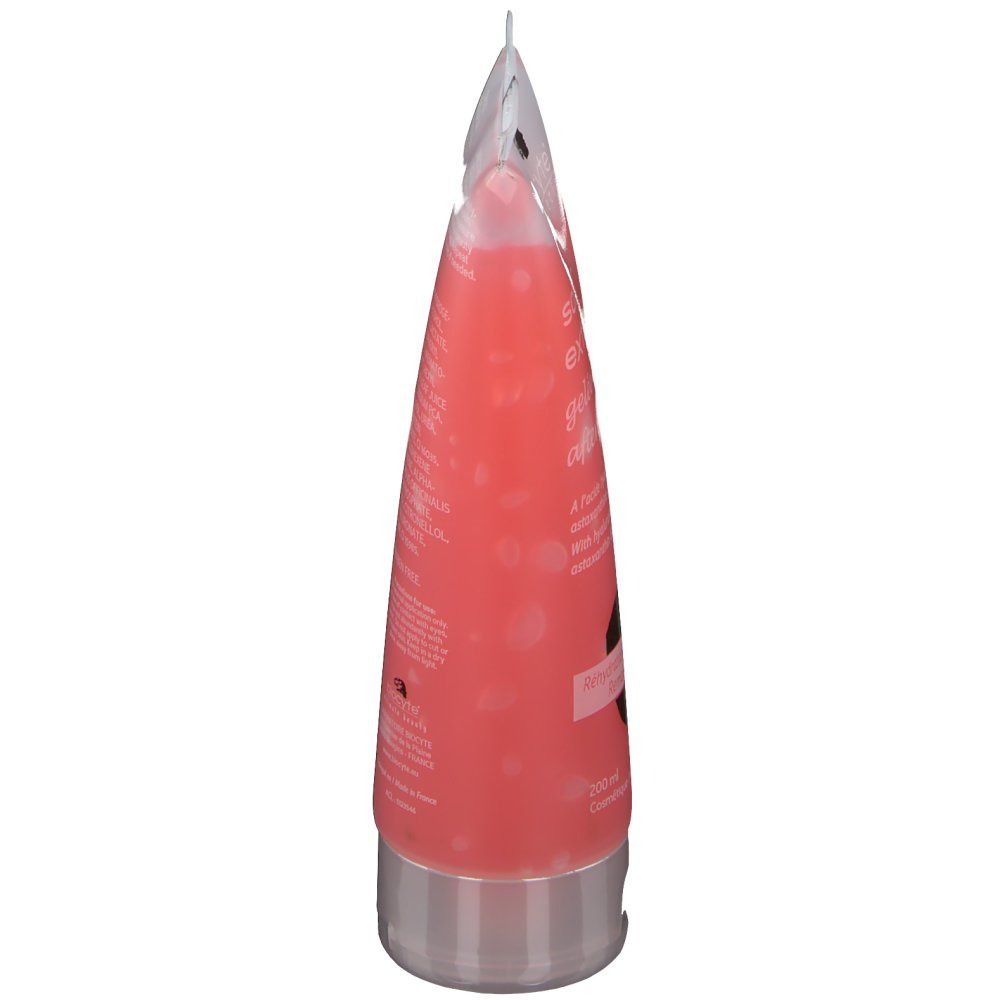 Zijaanzicht van de after-sun gel tube. Roze gel in transparante verpakking.