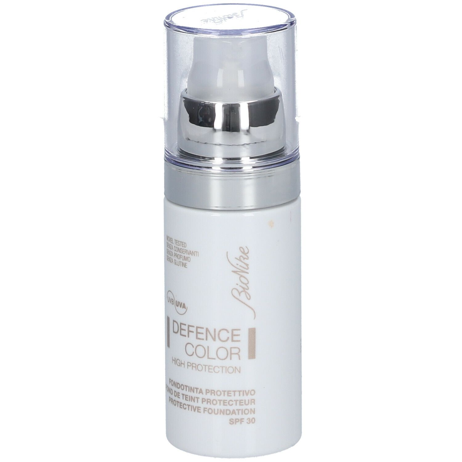 Flacon blanc avec pompe. Inscription : Defence Color High Protection, Protective Foundation SPF30. Marque : BioNike.