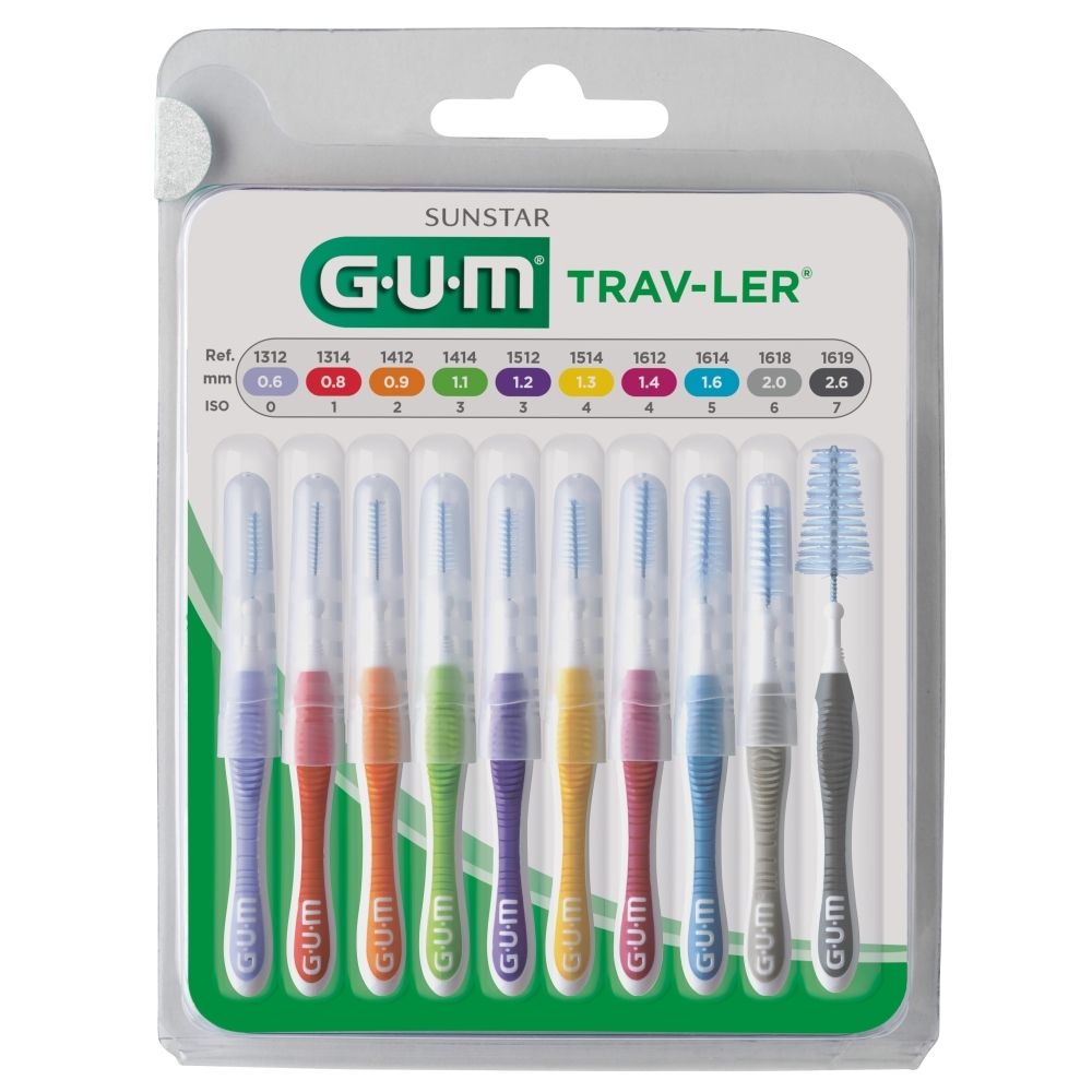 Tandheelkundige borstels in blisterverpakking. Meerkleurige handvatten, verschillende borstelkleuren. GUM® Trav-Ler® en maatindicaties zichtbaar.