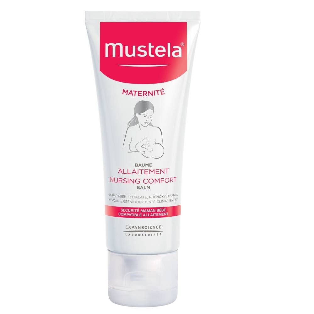 Tube blanc avec bouchon rouge. Logo Mustela. Texte 'Maternité' et 'Baume Allaitement'. Illustration d'une femme allaitant.