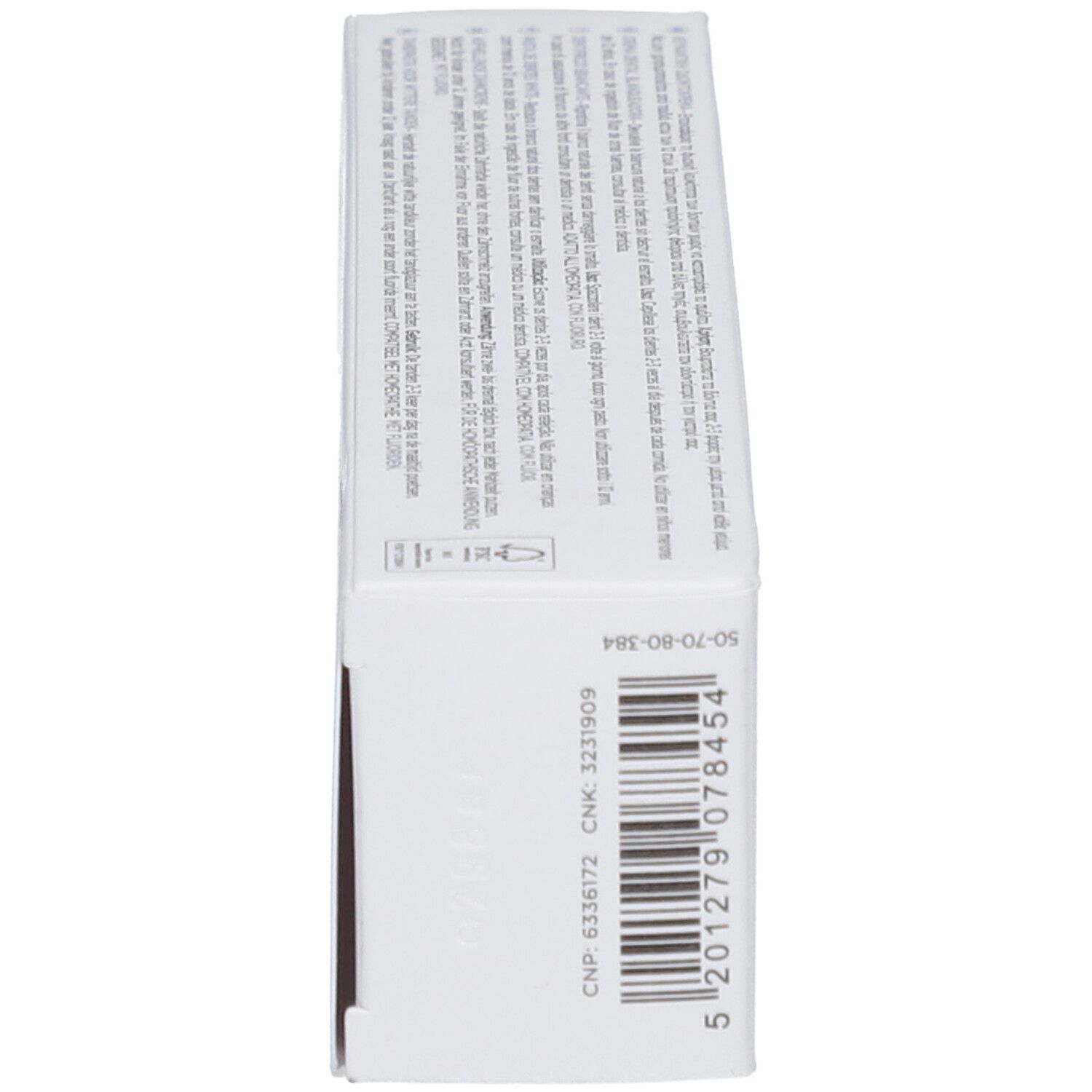 Witte verpakking met zwarte tekst en barcode. Bevat instructies en productinformatie.
