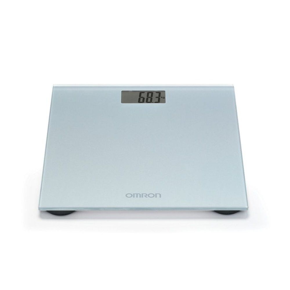 Omron HN-289-ESL digitale weegschaal, zilverkleurig oppervlak. Display: 68.3. Merk Omron zichtbaar.