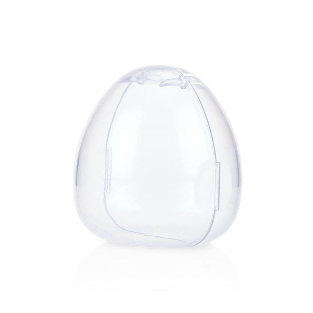 Récipient transparent en forme d'œuf. Le récipient est fermé.