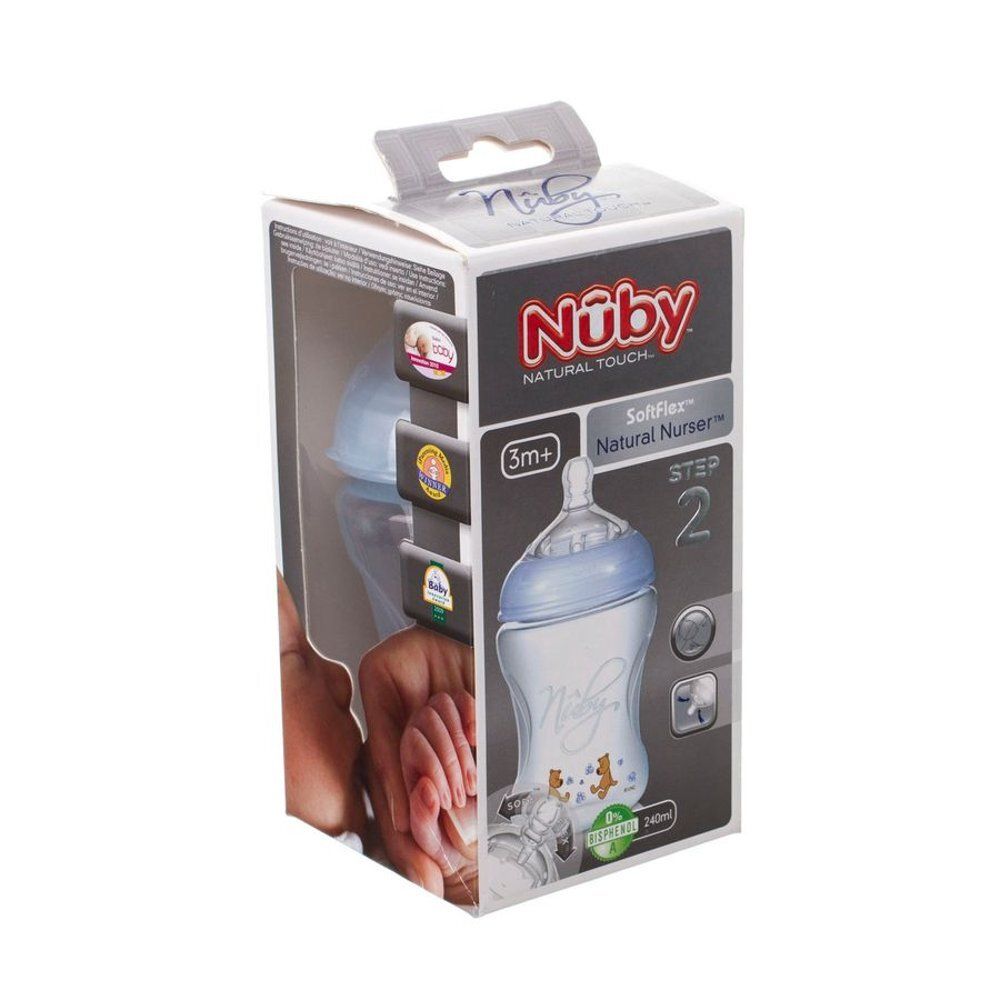 Verpakking met babyfles. Merk Nuby, Natural Nurser, 3m+. Venster toont fles.