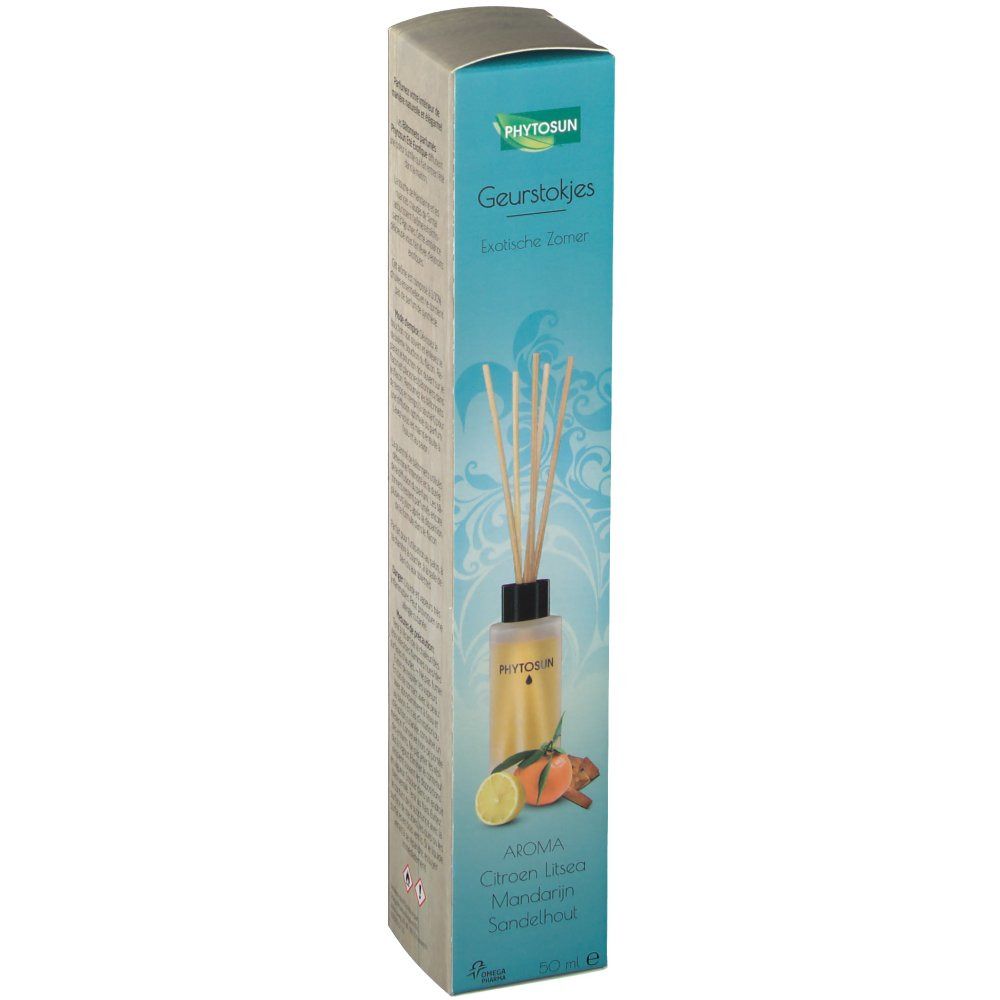 Boîte de bâtonnets parfumés. Bouteille avec liquide et bâtonnets. Inscription : Phytosun, Aroma, Citron, Mandarine, Bois de santal.