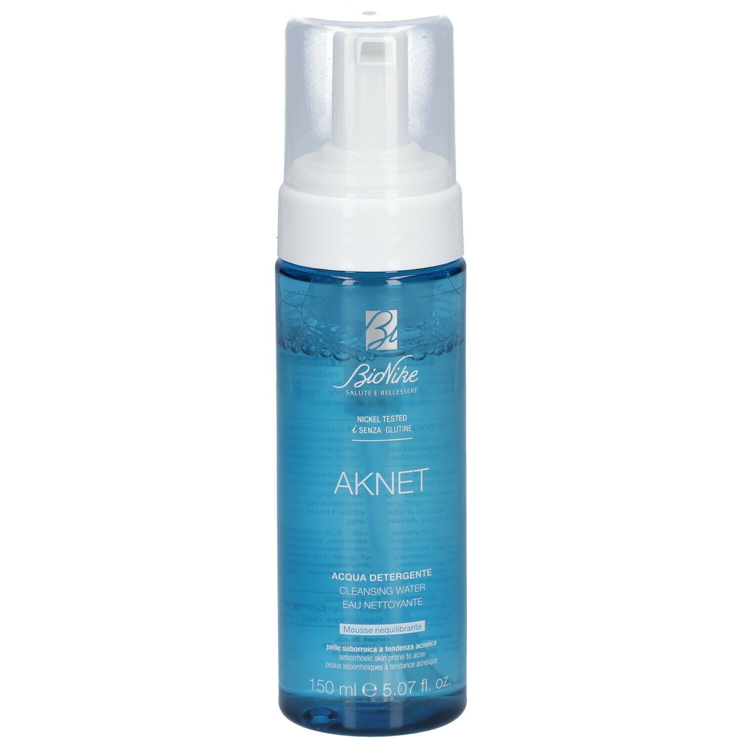Flacon bleu transparent avec pompe blanche. Inscription: AKNET, Bionike. Aqua detergente, 150 ml.