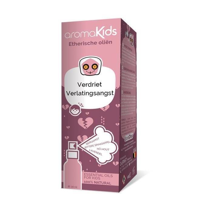 Emballage rose avec nom du produit et illustrations. Contient un flacon en verre brun avec vaporisateur.