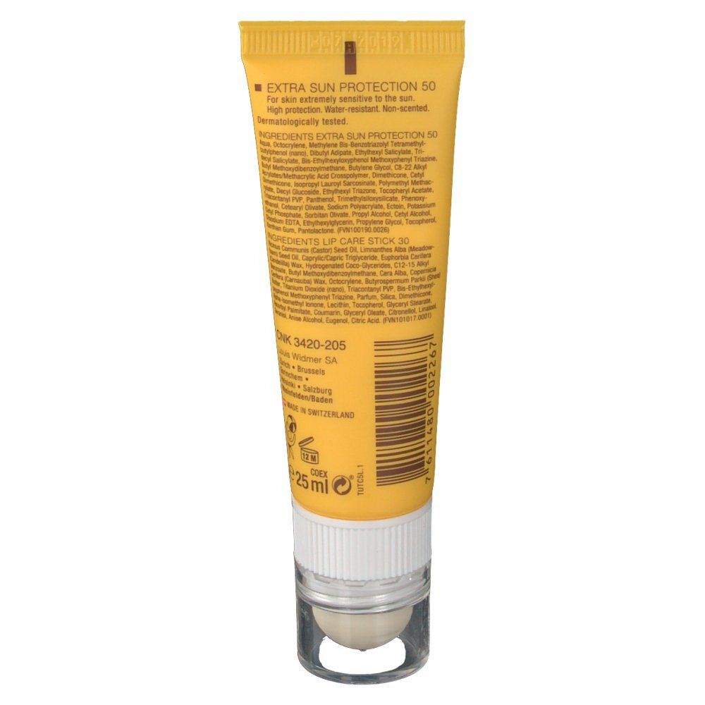 Achterkant gele tube Louis Widmer Extra Sonnenschutz SPF50. Tekst: ingrediënten, 25 ml, barcode, herkomst.