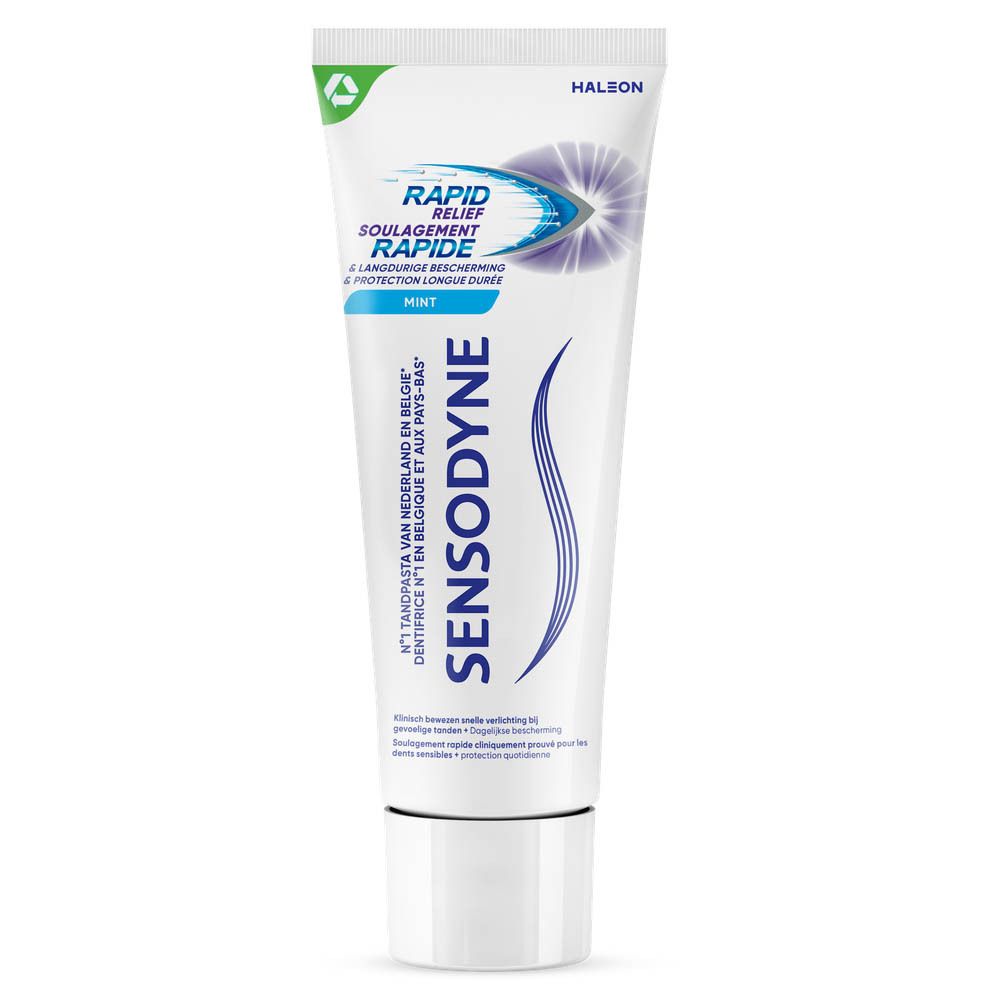 Boîte de dentifrice Sensodyne Rapid Relief. Menthe, blanc, texte bleu, motif ondulé.