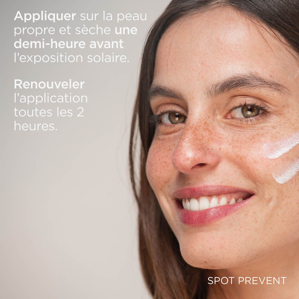 Femme avec crème sur la peau. Texte: Appliquer sur peau propre et sèche. Renouveler toutes les 2 heures.