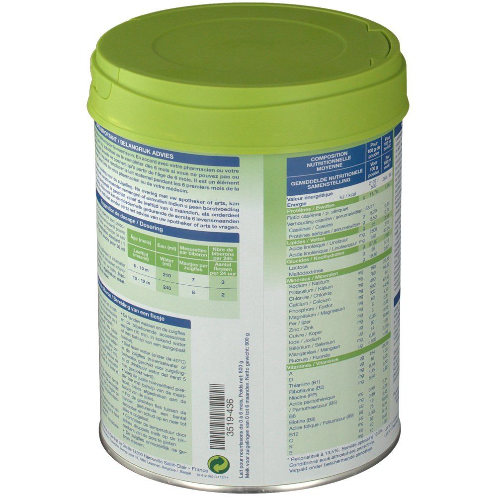 Achterkant van de Physiolac Bio 2 melkpoederblik. Voedingstabel en andere informatie. Blik met groene deksel.