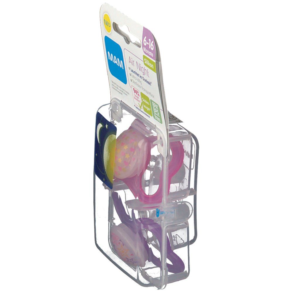 Vue latérale de l'emballage avec deux sucettes. Logo MAM et informations sur le produit sur l'emballage. Sucettes violettes et roses visibles.