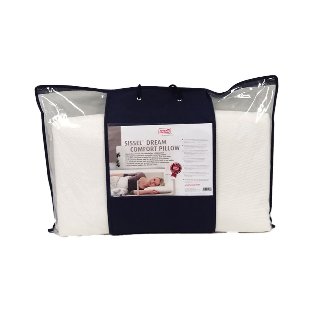 Kussen in verpakking. Opschrift: Sissel Dream Comfort Pillow. Productafbeelding en tekst op etiket. Zwarte tas met handvat.