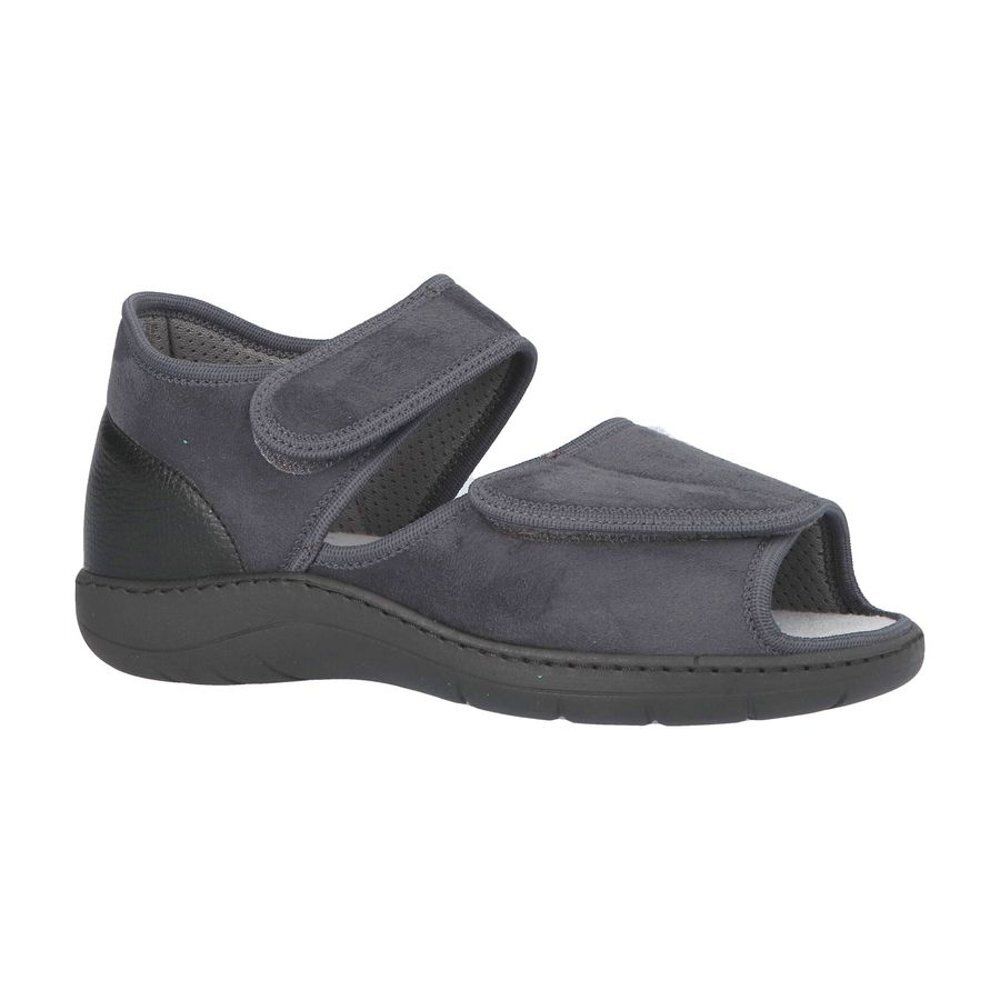 Chaussure grise avec fermeture velcro. Bout ouvert, semelle et talon noirs. Chaussure de confort.