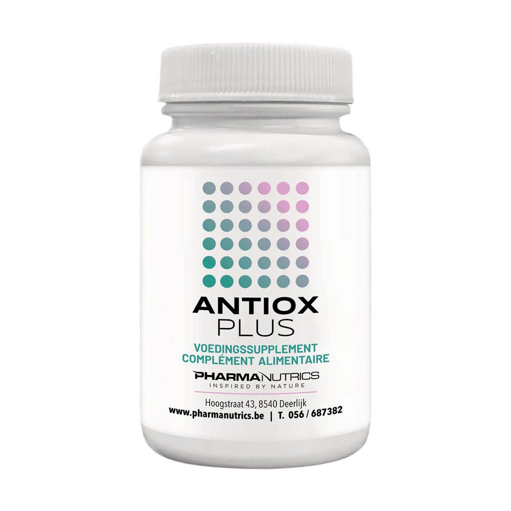 Witte fles met paars-groen design. Tekst: ANTIOX PLUS, Voedingssupplement, Complément alimentaire, PharmaNutrics.