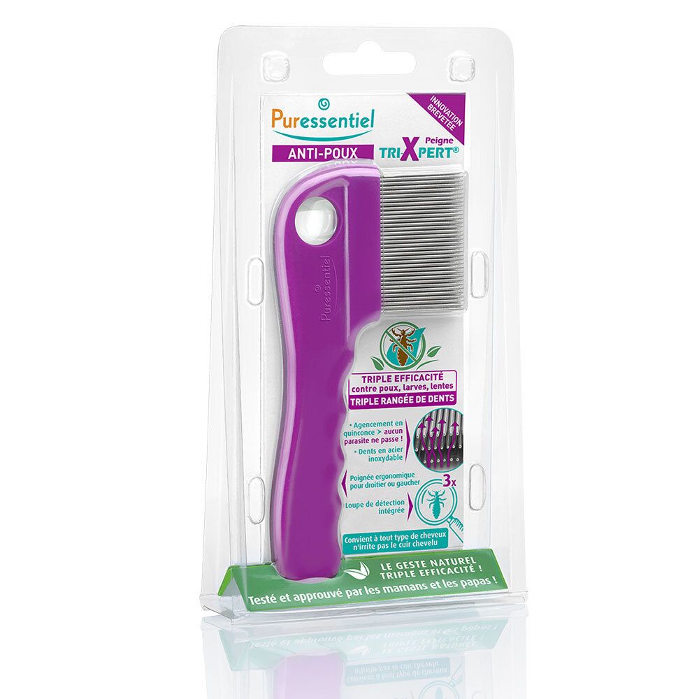 Paarse luizenkam in blisterverpakking. Productnaam en tekst. Drievoudige effectiviteit tegen luizen, larven en neten.