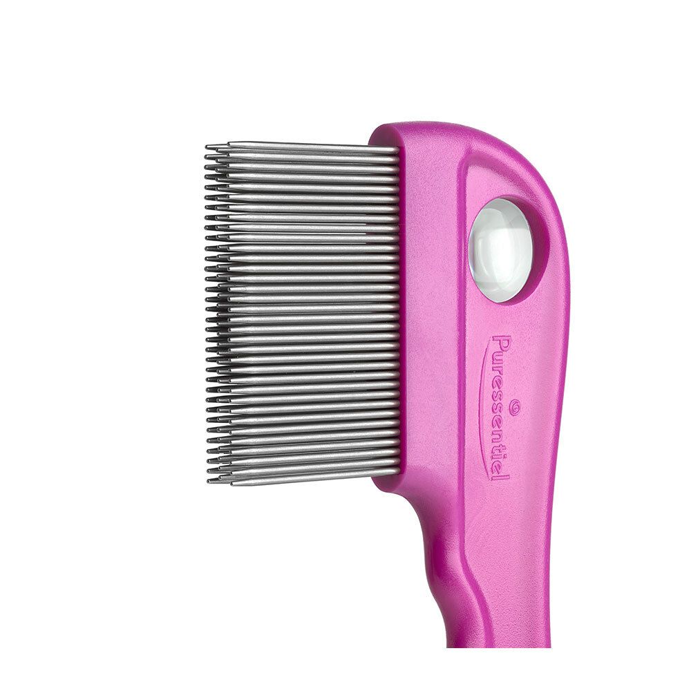 Paarse luizenkam met metalen tanden. Het handvat heeft een ronde uitsparing. De productnaam is zichtbaar.