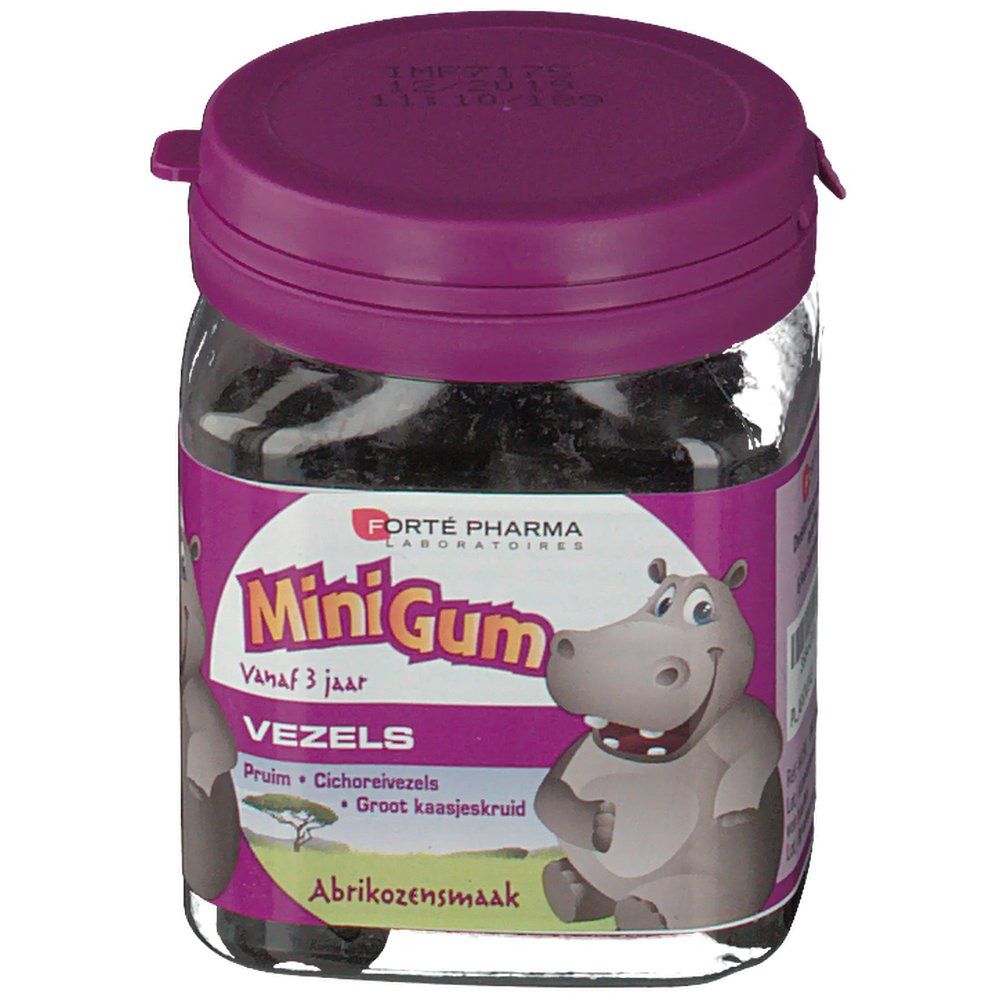 Glazen pot met zwarte gummies. Paarse deksel. Etiket met nijlpaard illustratie en tekst: MiniGum, Vezels, Abrikozensmaak.