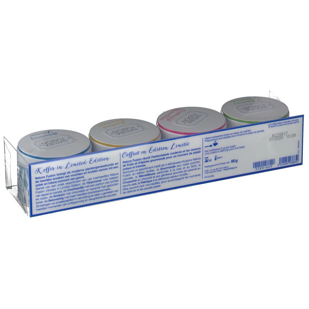 Vue arrière de quatre boîtes rondes dans un présentoir. Texte au dos : "Coffret en édition limitée".