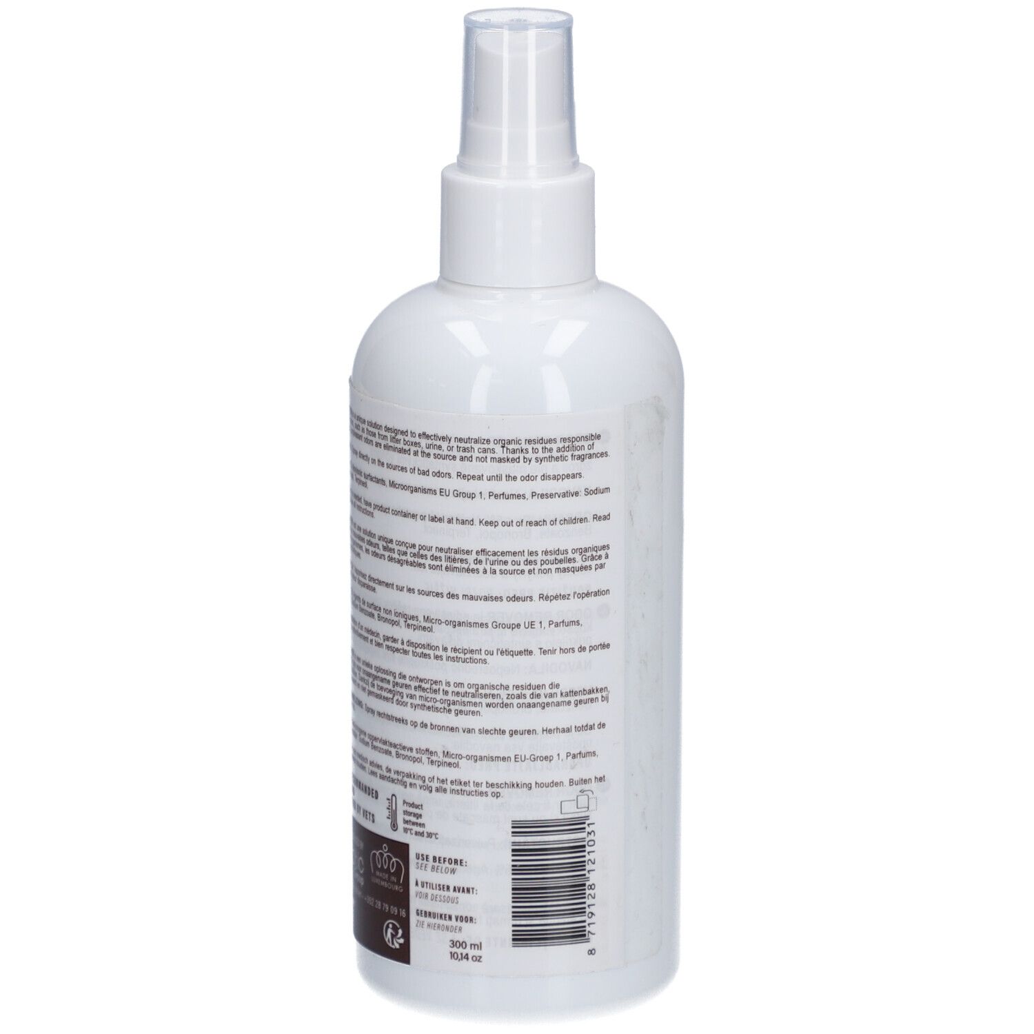 Witte spuitfles met bruin etiket. Opschrift: Odor remover. Bevat probiotica. Merk: Provilan Vet.