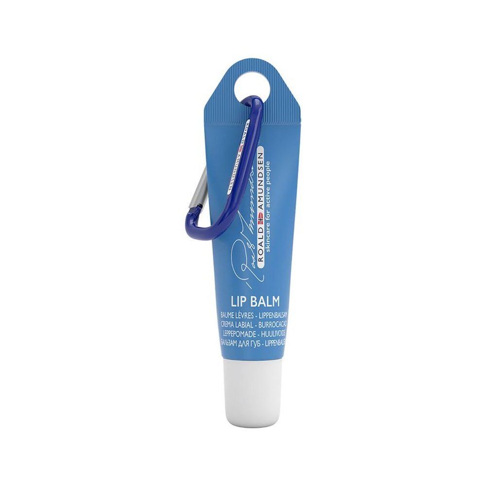 Tube de baume à lèvres bleu avec mousqueton. Inscription: Roald Amundsen, Lip Balm. Bouchon blanc.