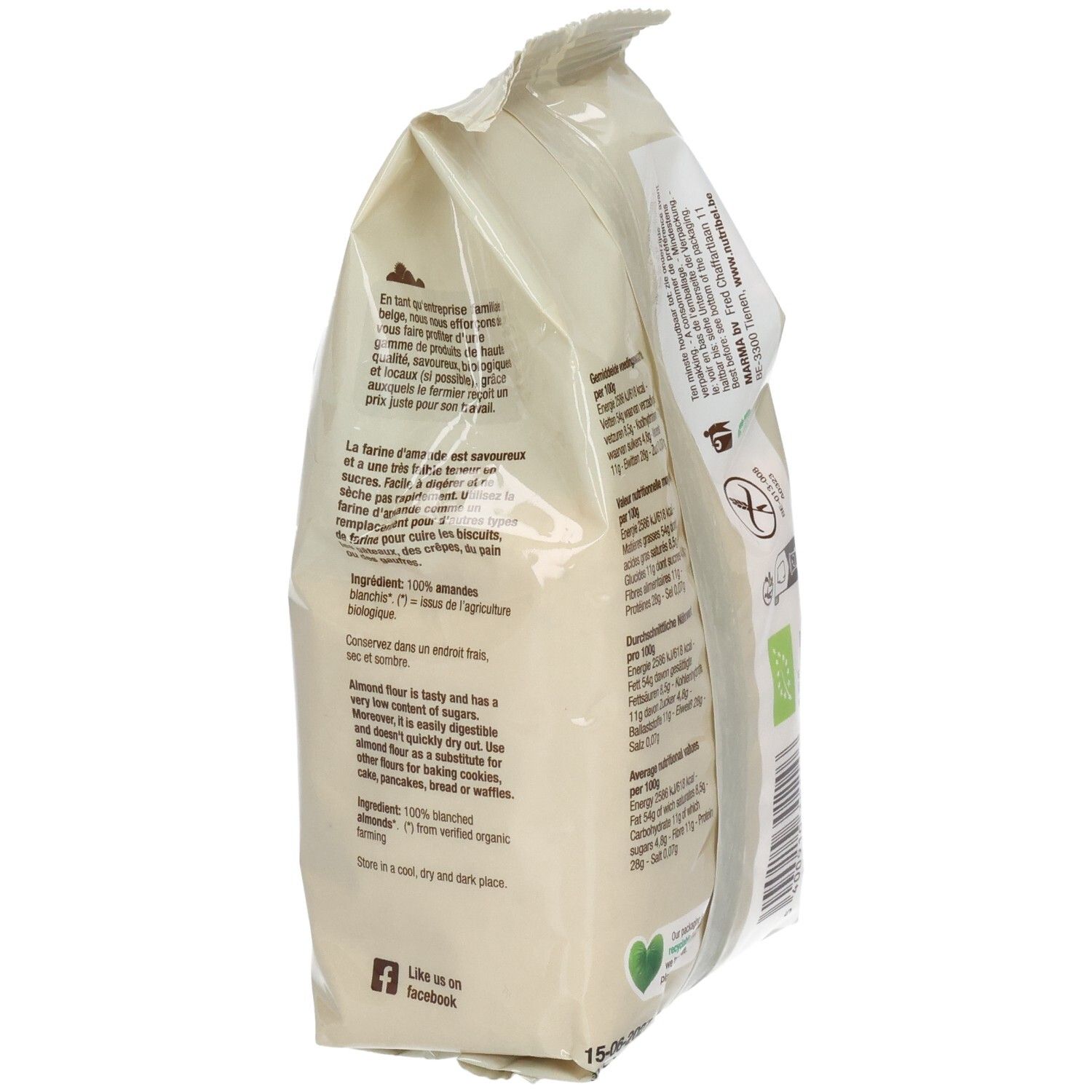 Dos du sachet de farine d'amande. Texte en français. Visible: informations sur les ingrédients et l'origine.