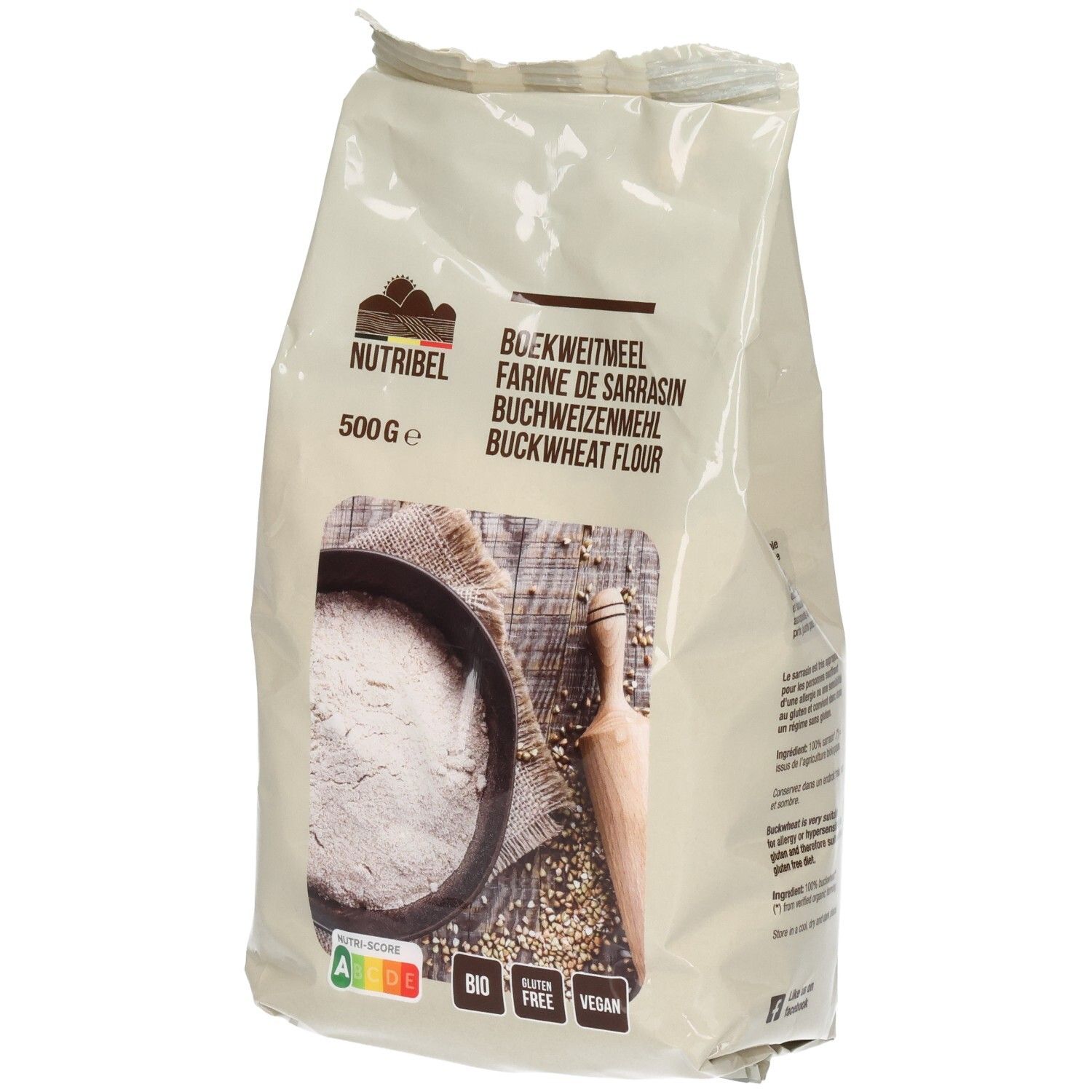 Zak Nutribel boekweitmeel. Opschriften: naam, productnaam, gewicht, bio-keurmerk, glutenvrij, vegan.