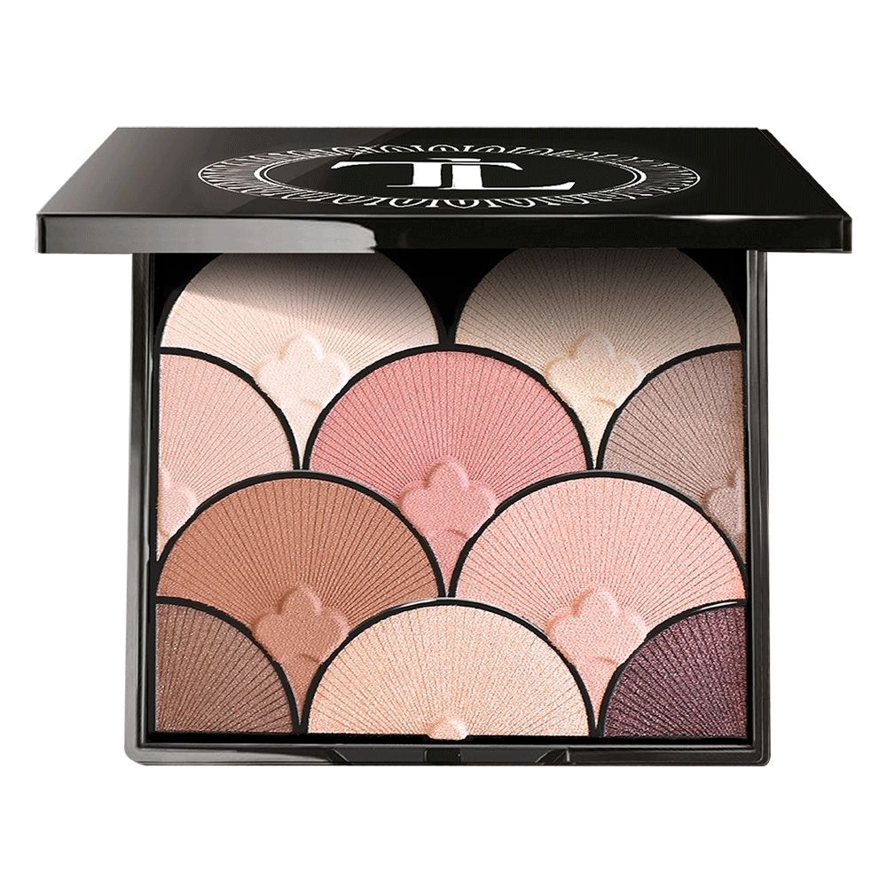 Palette d'ombres à paupières T.LeClerc noire fermée avec logo argenté.