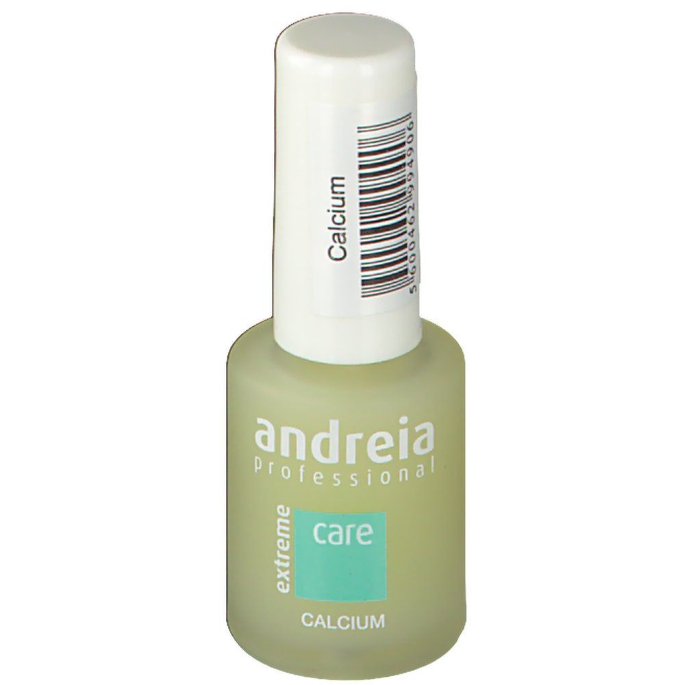 Flacon vert avec bouchon blanc. Inscription: Andreia professional extreme care Calcium.