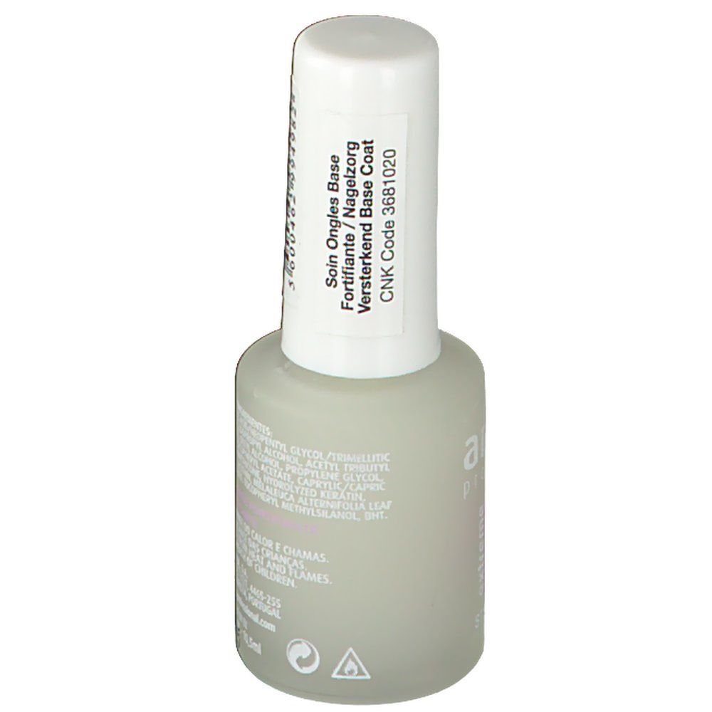 Flacon Andreia Professional Base Coat. Bouchon blanc avec texte: Soin Ongles Base, CNK Code 3681020. Flacon gris avec ingrédients.