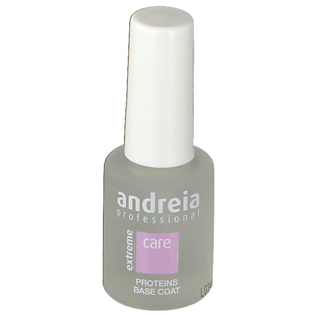 Transparante nagellakfles met witte dop. Opschrift: Andreia Professional, care, Proteine Base Coat.