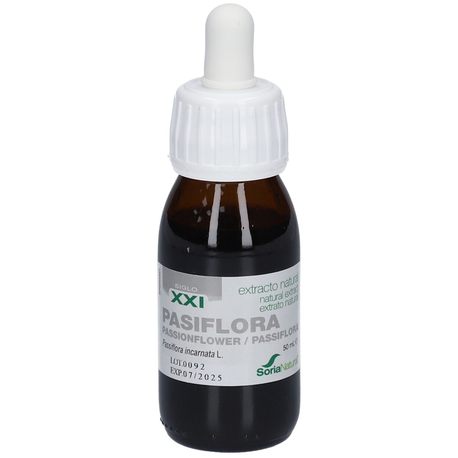 Bruine glazen fles met witte dop en pipet. Etiket met productnaam, merk en informatie. Soria Natural®.
