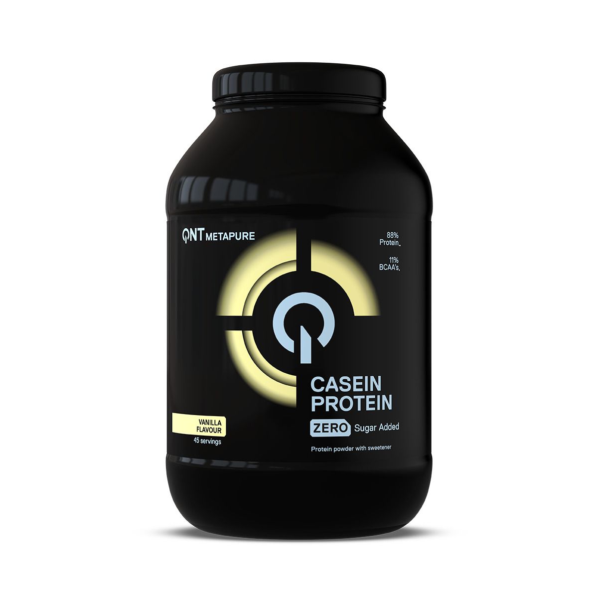 Zwarte pot QNT Casein Protein. Opschrift: Casein Protein, Zero Sugar Added. Vanillesmaak.