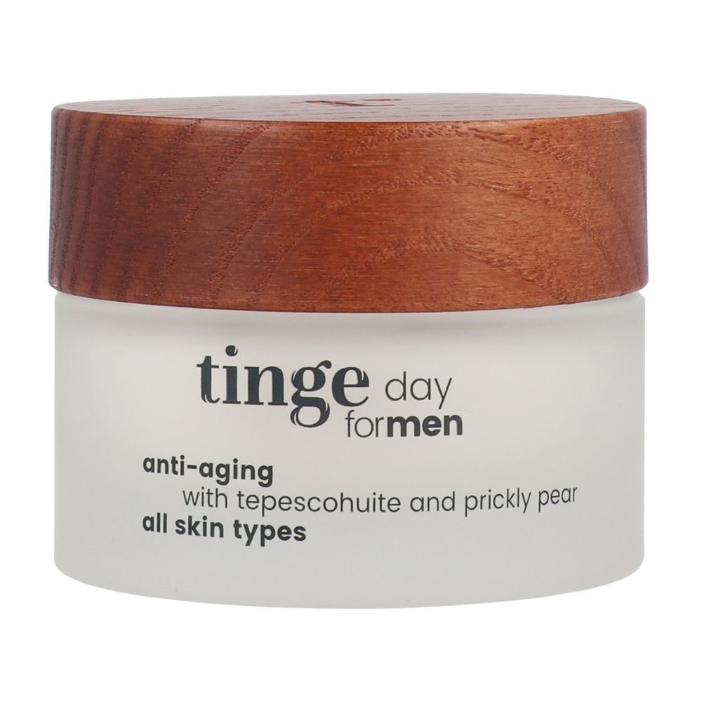 Tinge Day for Men Dagcrème met beschrijving en bloemenelementen.
