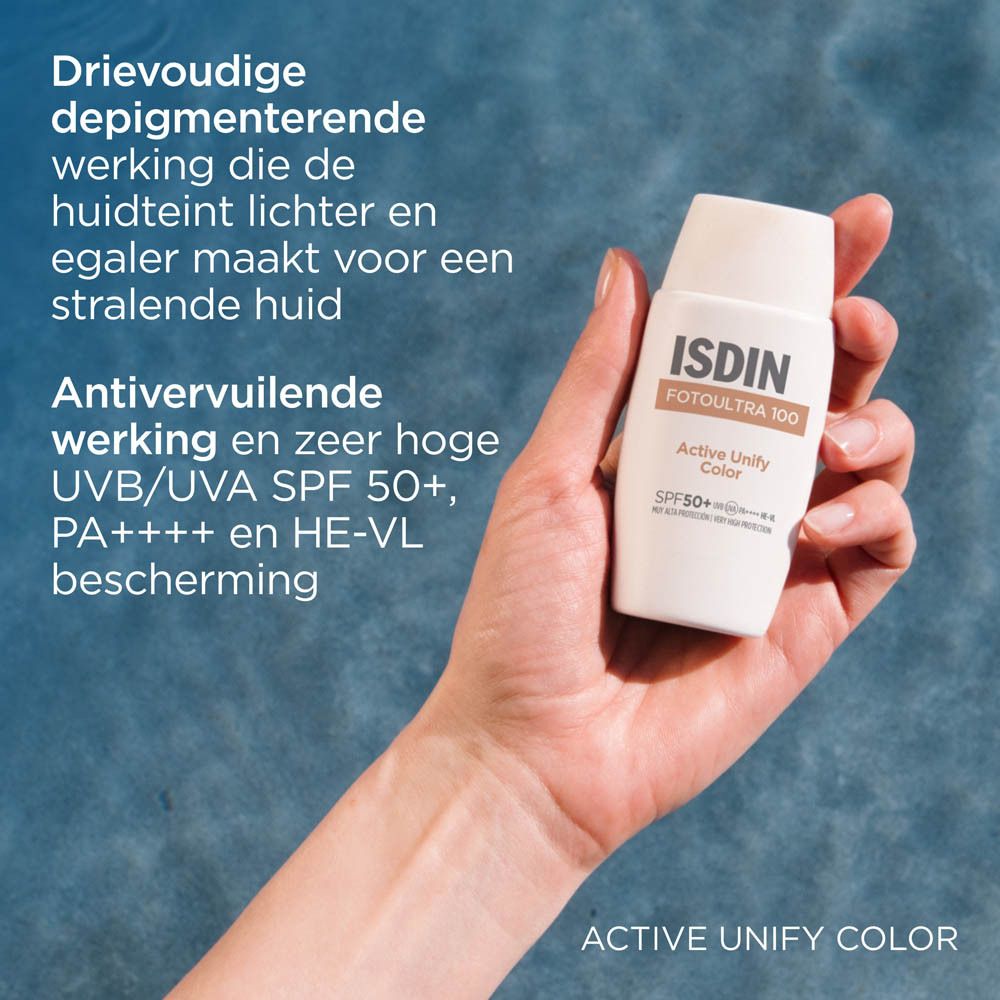 Tube met tekst: DP Complex beschermt en verheldert. Vitamine E, antioxiderende werking. ISDIN Foto Ultra 100 Active Unify Color.