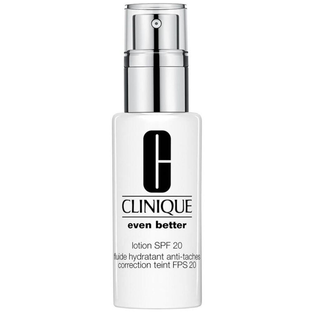 Flacon blanc avec pompe argentée. Inscription: CLINIQUE even better lotion SPF 20. Français: fluide hydratant anti-taches.