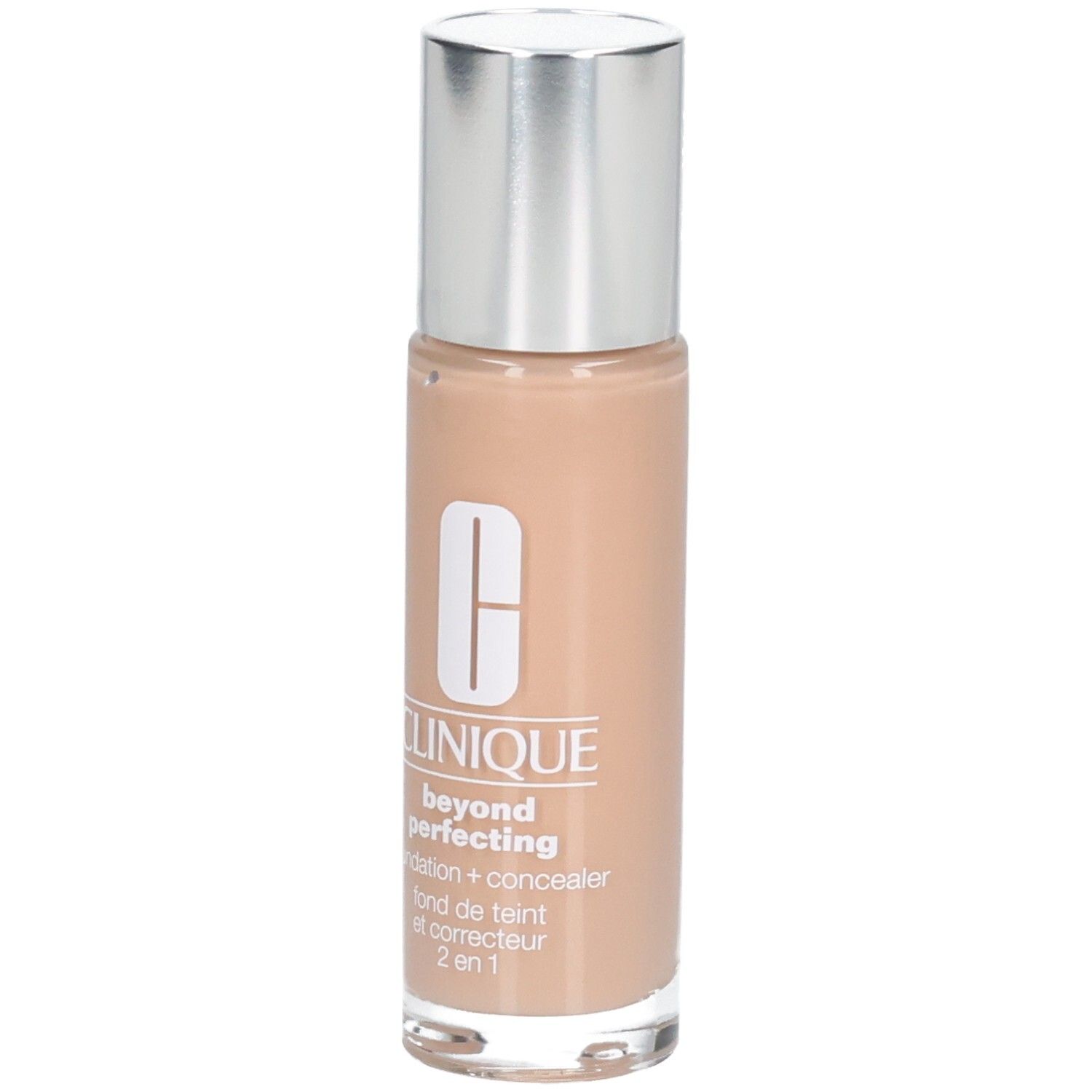Beige foundationflesje met zilveren dop. Opschrift: Clinique, beyond perfecting, foundation + concealer, 2 in 1.