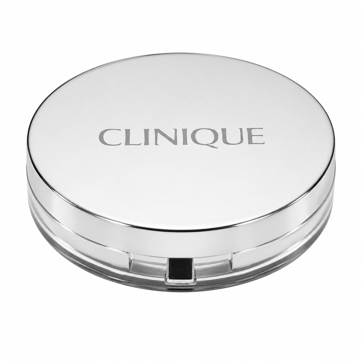 Poudre compacte Clinique ronde. Boîtier argenté avec logo Clinique. Fermé.
