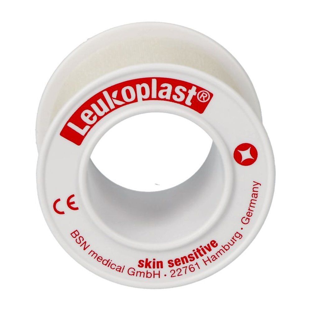 Leukoplast® Skin Sensitive pleisterrol, wit, met CE-markering en fabrikantinformatie.