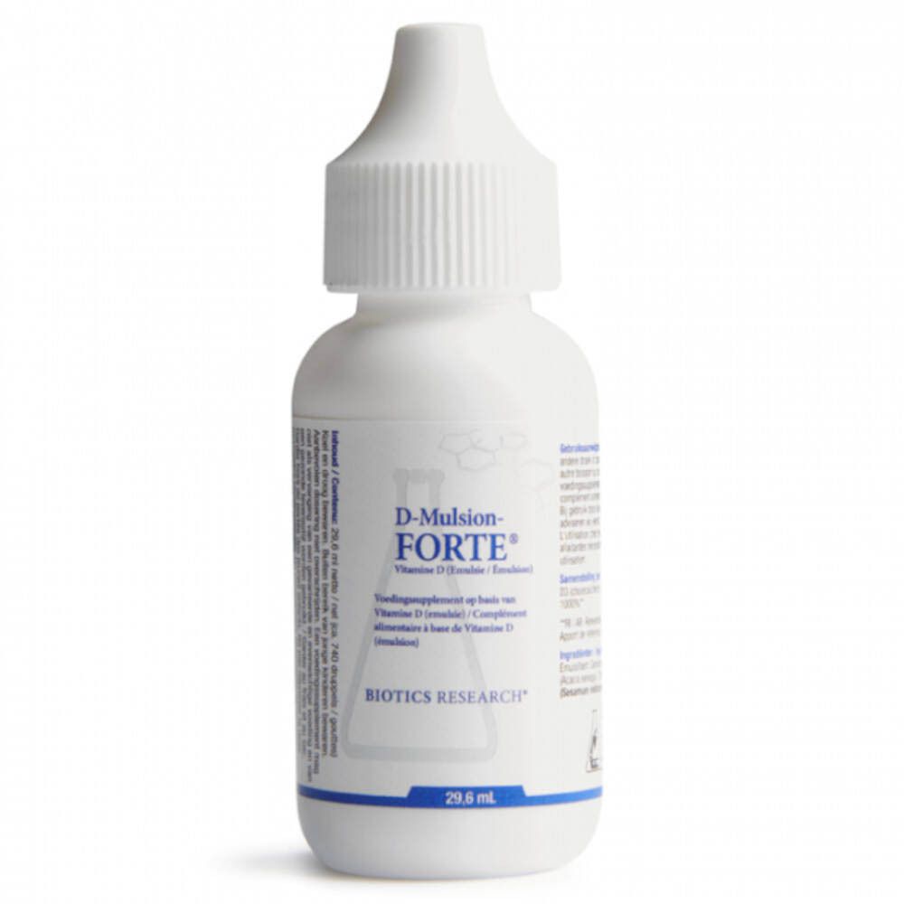 Witte fles met druppelaar. Opschrift: D-Mulsion-FORTE, vitamine D3. Merk: Biotics Research. 29,6 ml.
