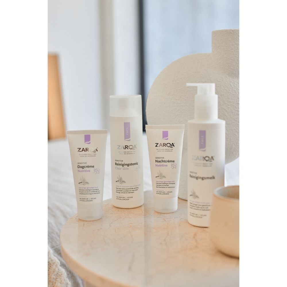 Vouwdoos van ZARQA Sensitive Crème de jour Nutritive.